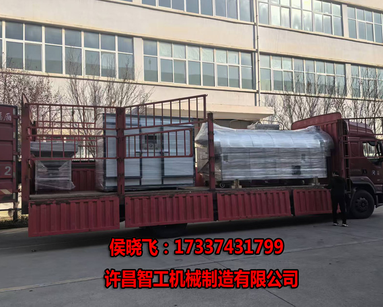 12.6日，許昌智工4米全套生產(chǎn)線專車發(fā)貨